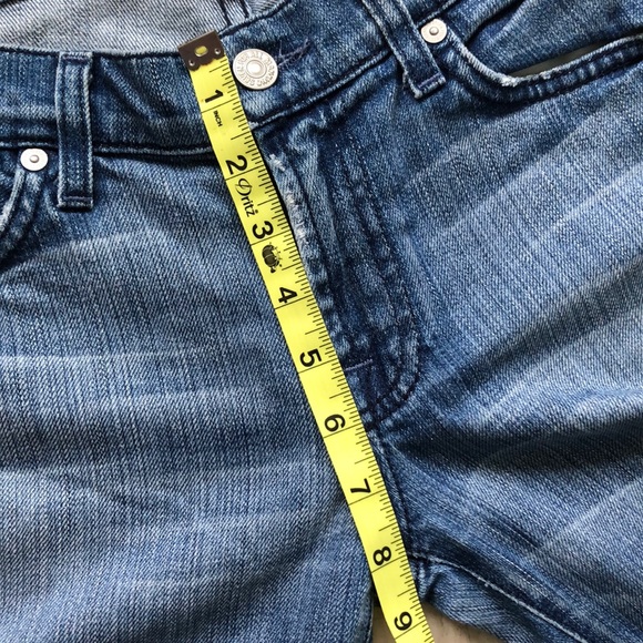 Roxanne 7 for all mankind - Picture 7 of 10